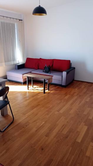 Apartament cu 2 camere semidecomandat în Florești