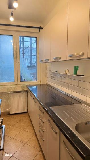 Apartament cu 3 camere în Vatra Luminoasă