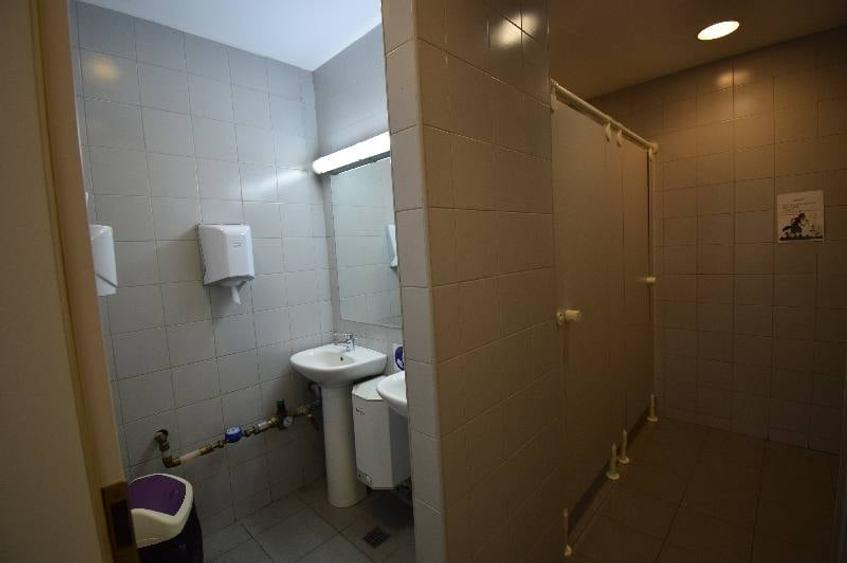 Birou, de 200 mp, în Calea Călărașilor