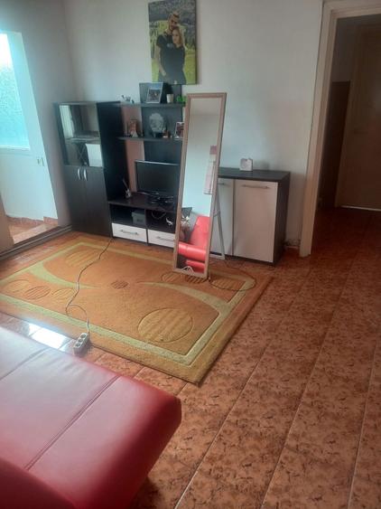 Apartament cu 2 camere semidecomandat, mobilat în Astra