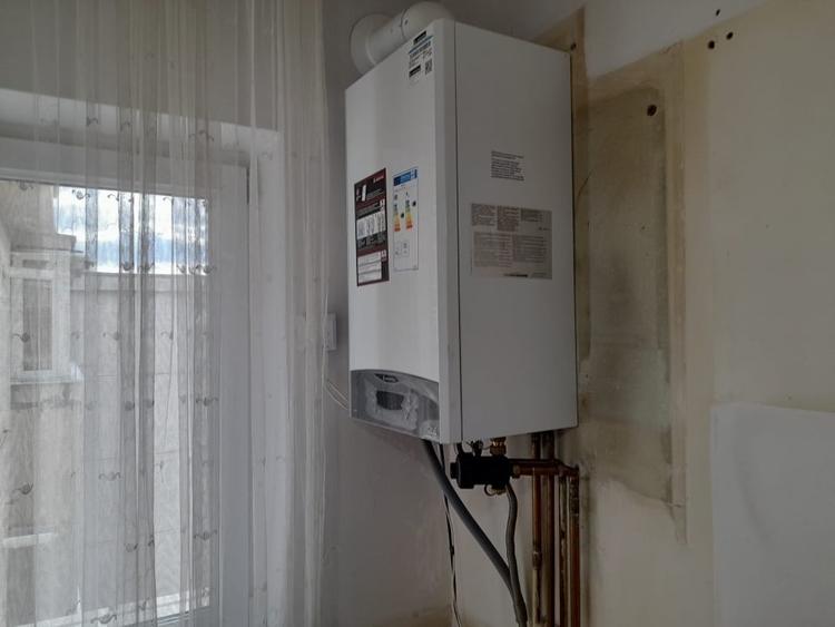 Apartament cu 3 camere decomandat în Făgăraș