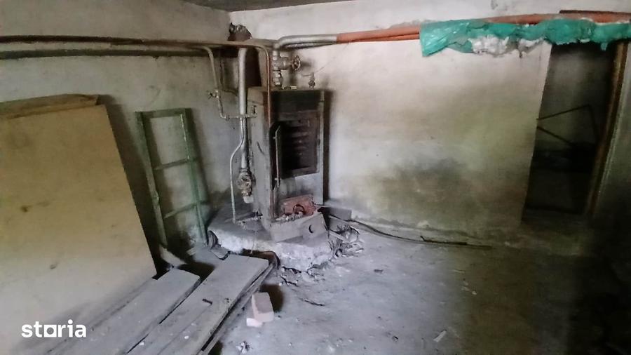 Casă cu 5 camere cu Teren 360 Mp în Caransebeș