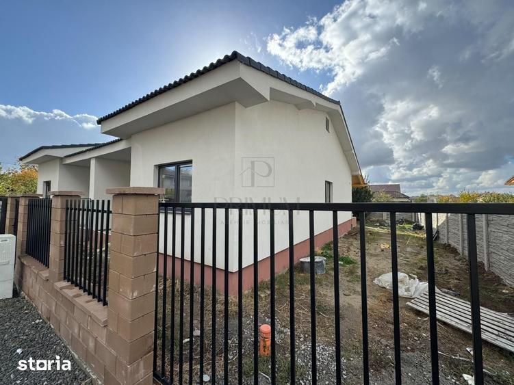Casă cu 3 camere cu Teren 260 Mp în Moșnița Nouă