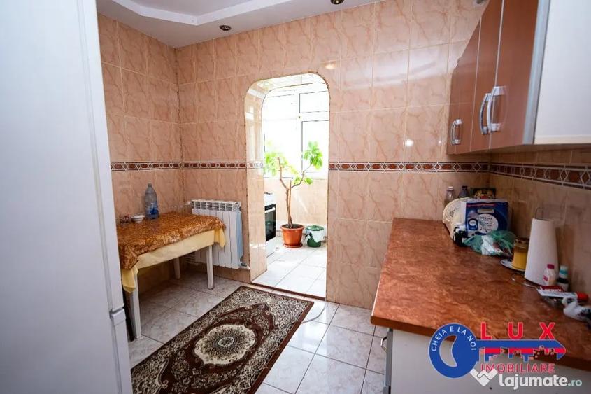 Apartament cu 3 camere decomandat în Ultracentral