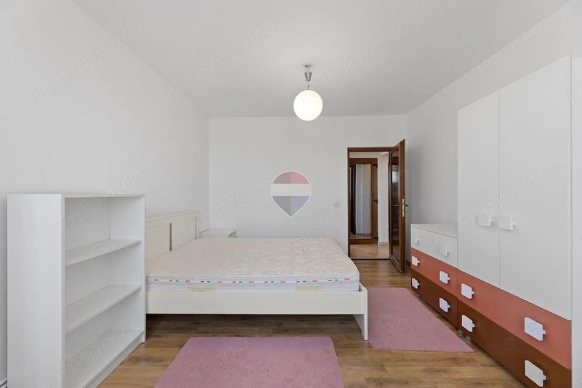 Apartament cu 2 camere decomandat în Podgoria