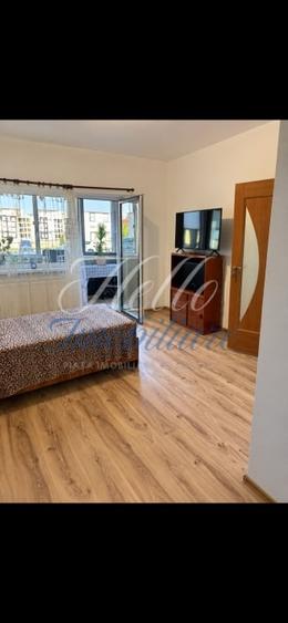Apartament cu 2 camere semidecomandat în Florești