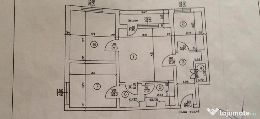 Apartament cu 3 camere semidecomandat în Central
