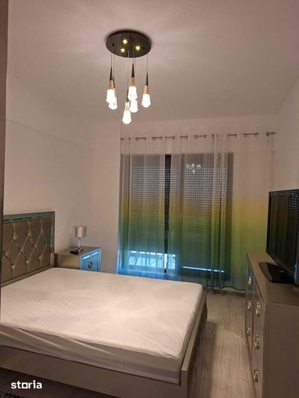 Apartament cu 2 camere decomandat în Apărătorii Patriei
