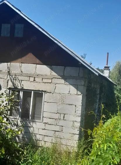 Casă cu Teren 300 Mp în Central