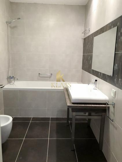 Apartament cu 3 camere decomandat, mobilat în Voluntari