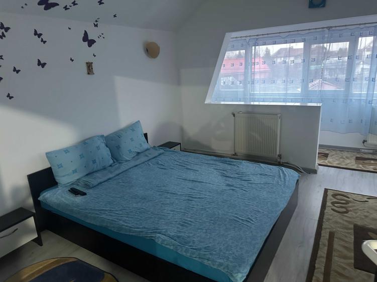 Casă cu 2 camere cu Teren 150 Mp în Central