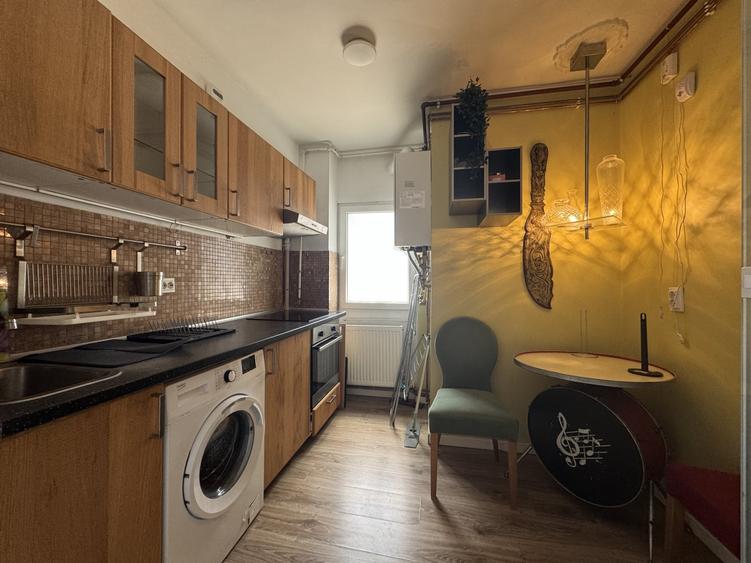 Apartament cu 2 camere decomandat, mobilat în Unirii