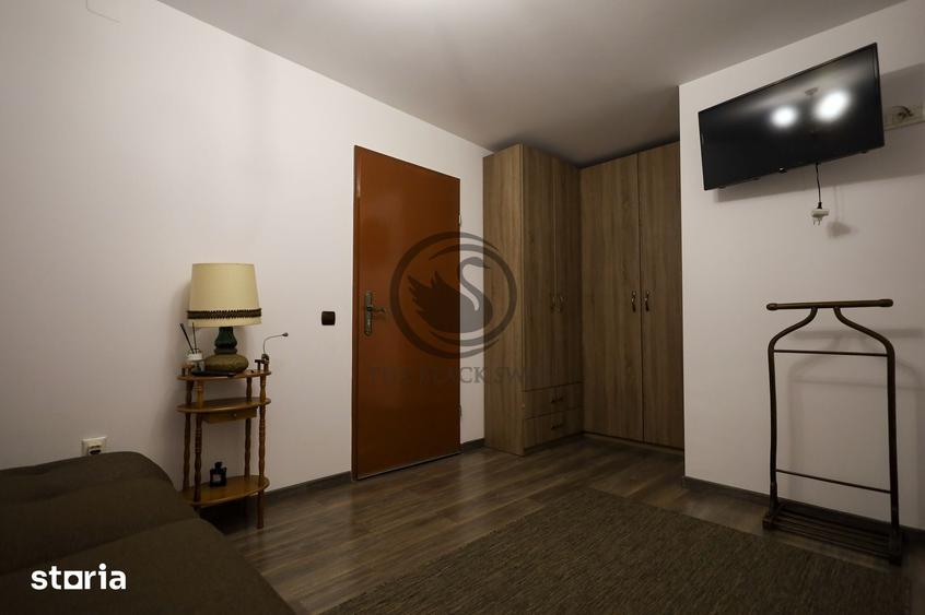 Casă cu 7 camere cu Teren 1436 Mp în Băneasa