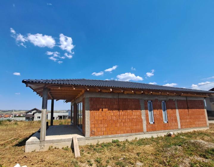 Casă cu 2 camere în Exterior Vest
