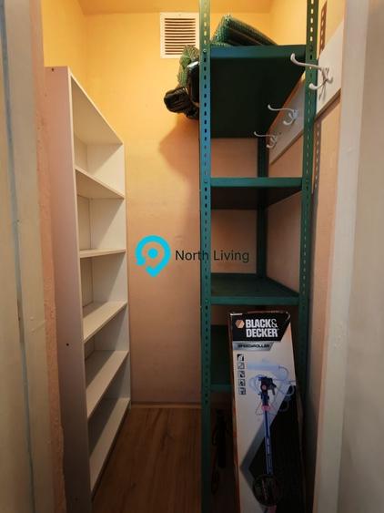 Apartament cu 3 camere semidecomandat în Pajura