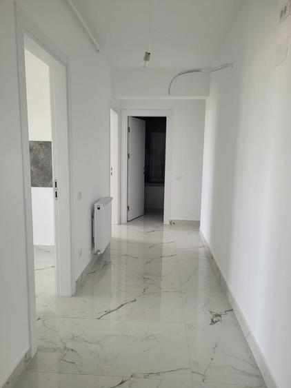 Apartament cu 2 camere decomandat în 1 Decembrie 1918