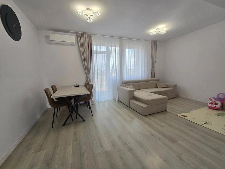 Casă cu 3 camere cu Teren 100 Mp în Dobroești