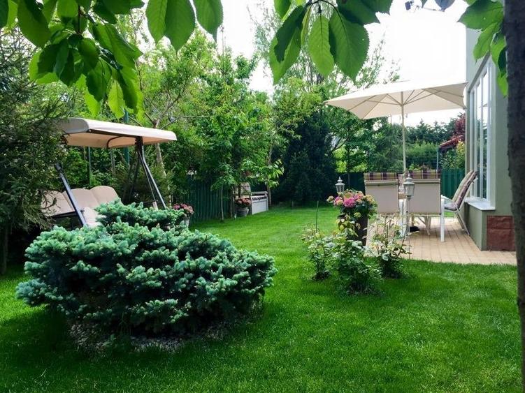 Casă individuală cu 4 camere cu Canalizare în Boreal