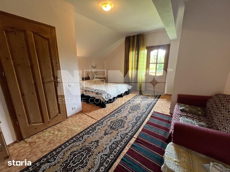 Casă cu 8 camere cu Teren 1950 Mp în Sucevița