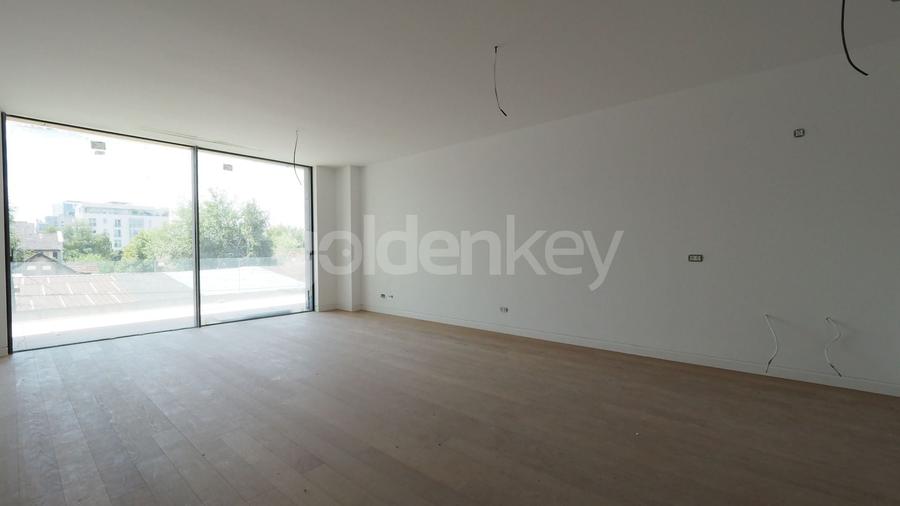 Apartament cu 3 camere decomandat în Floreasca — fotografia 3