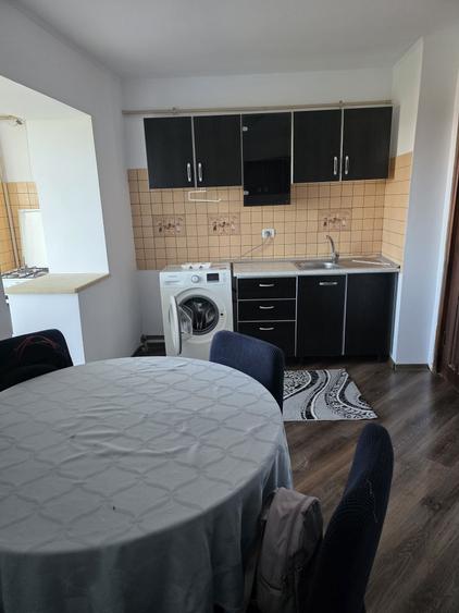 Apartament cu 2 camere decomandat în Ceardac