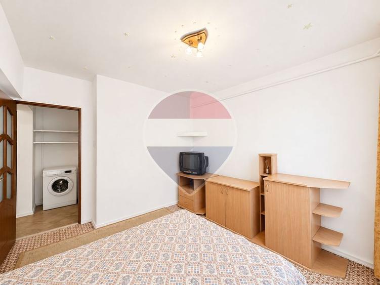 Apartament cu 3 camere în Răcădău