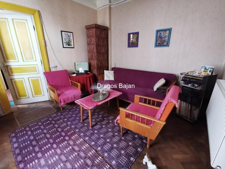 Apartament cu 4 camere în Eminescu