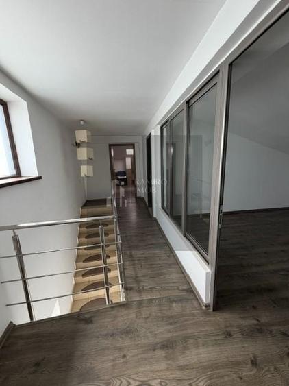 Spațiu comercial, de 198 mp, în Apărătorii Patriei