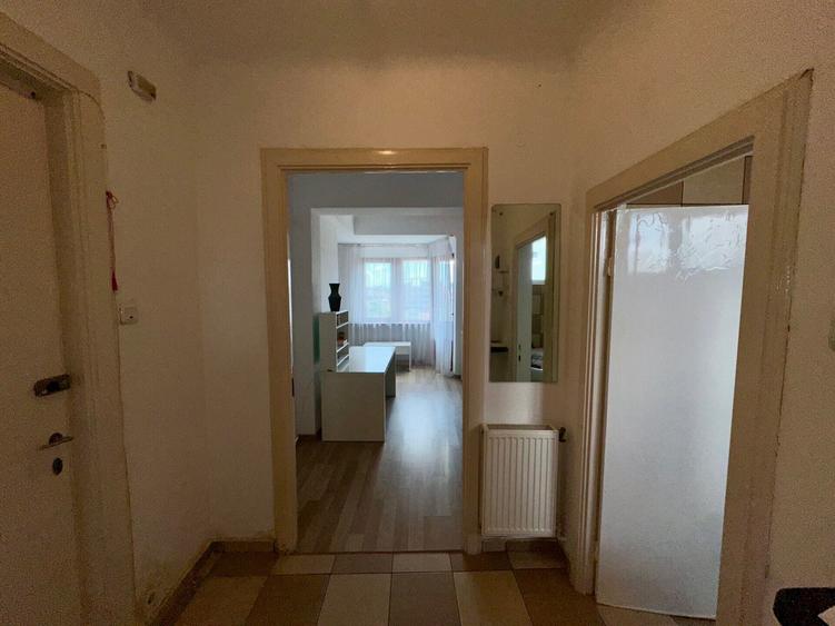 Bd. Carol I, Ultracentral Garsonieră Interbelică cu Potențial Premium stradal - 9