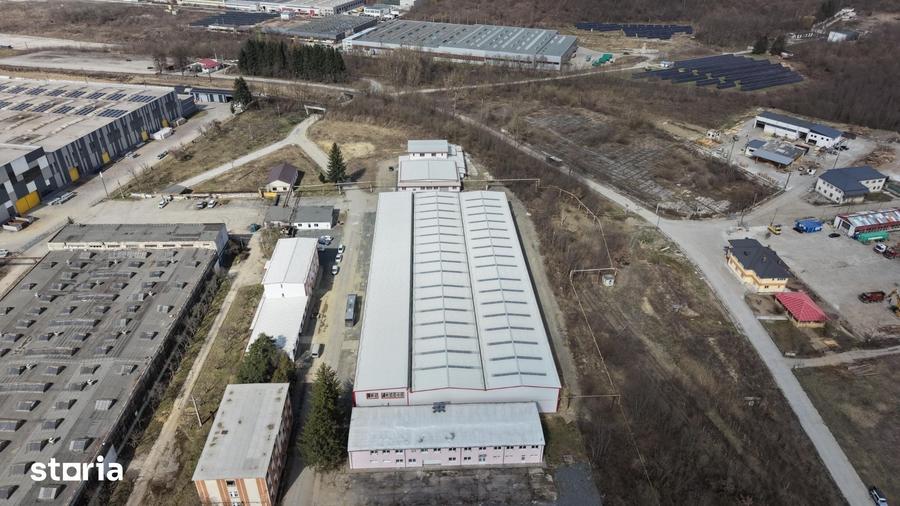 Spațiu comercial, de 6,857 mp, în Cristian