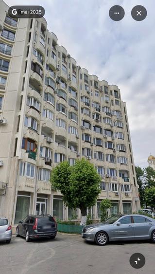 Apartament cu 4 camere decomandat în Unirii
