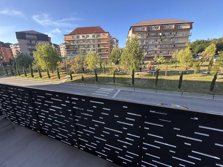 Apartament cu 2 camere decomandat în Dezmir