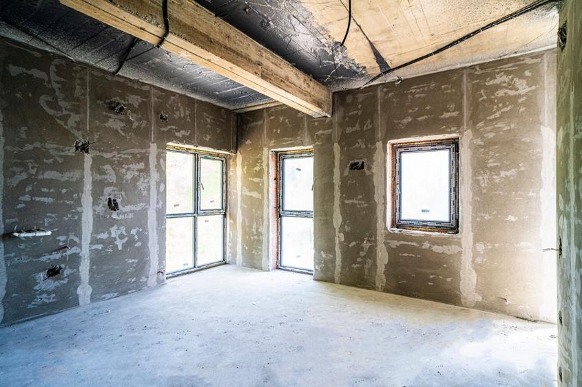 Apartament cu 3 camere semidecomandat în Militari