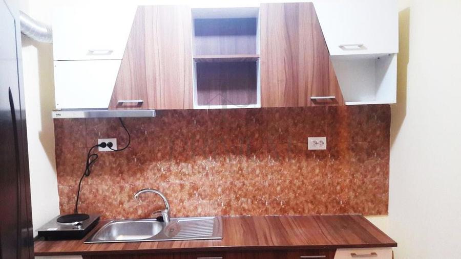 Garsonieră semidecomandată, mobilată în Lipovei
