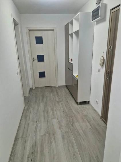 Apartament cu 2 camere decomandat în Cantacuzino