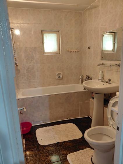 Apartament cu 2 camere decomandat în Exterior Vest