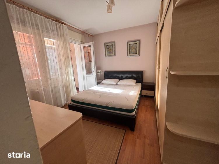 Apartament cu 2 camere semidecomandat în Podu Roș