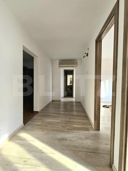 Apartament cu 4 camere decomandat, mobilat în Central