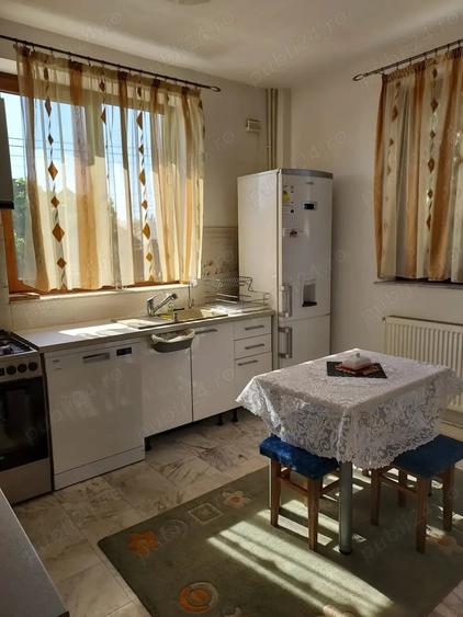 Casă cu 4 camere cu Teren 1200 Mp în Km 5
