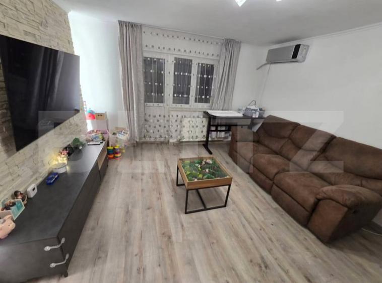 Apartament cu 2 camere, 50 mp, etaj intermediar, renovat, z - 3