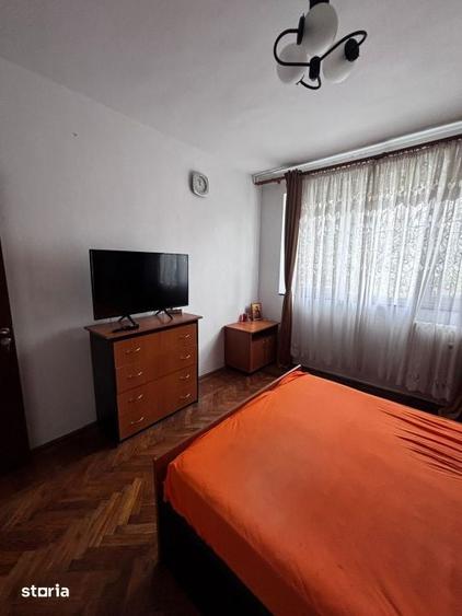 Apartament cu 2 camere semidecomandat în Giulești