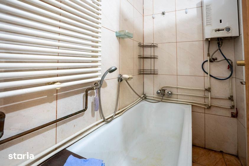 Casă cu 2 camere cu Teren 620 Mp în Rogerius