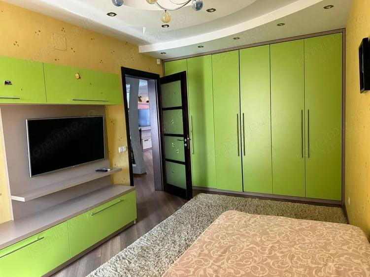 Apartament cu 3 camere decomandat în Banu Manta