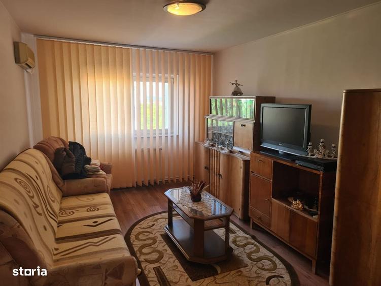 Apartament cu 2 camere decomandat în Scriitorilor