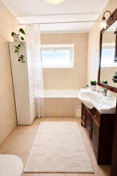 Apartament cu 3 camere decomandat în Florești — fotografia 3