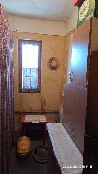 Casă individuală cu 4 camere cu Teren 1796 Mp în Răcari