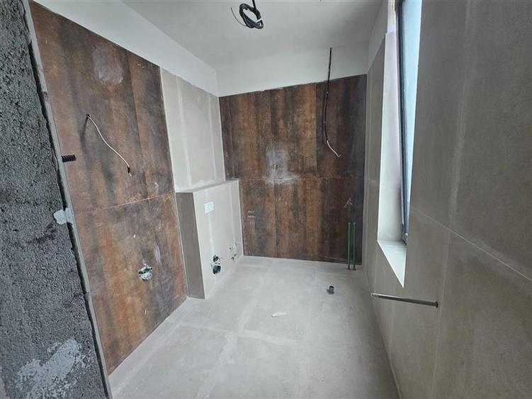 Casă individuală cu 5 camere cu Teren 538 Mp în Corbeanca