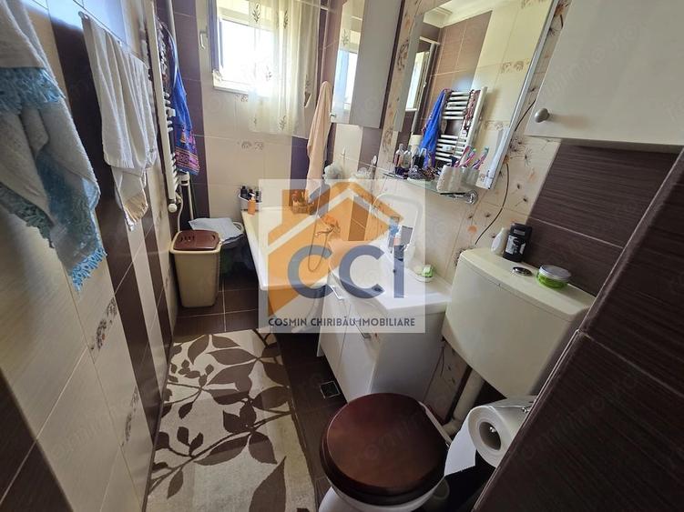 Apartament cu 2 camere semidecomandat în Narcisa