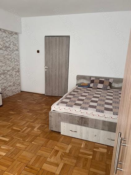 Garsonieră decomandată în Central