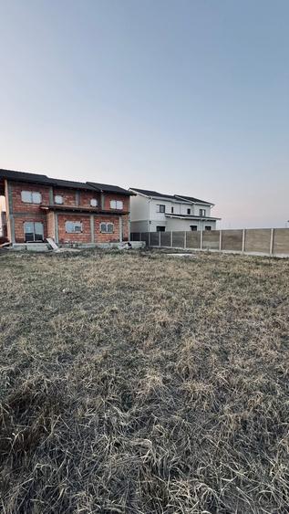 Duplex cu 4 camere cu Teren 357 Mp în Moșnița Nouă
